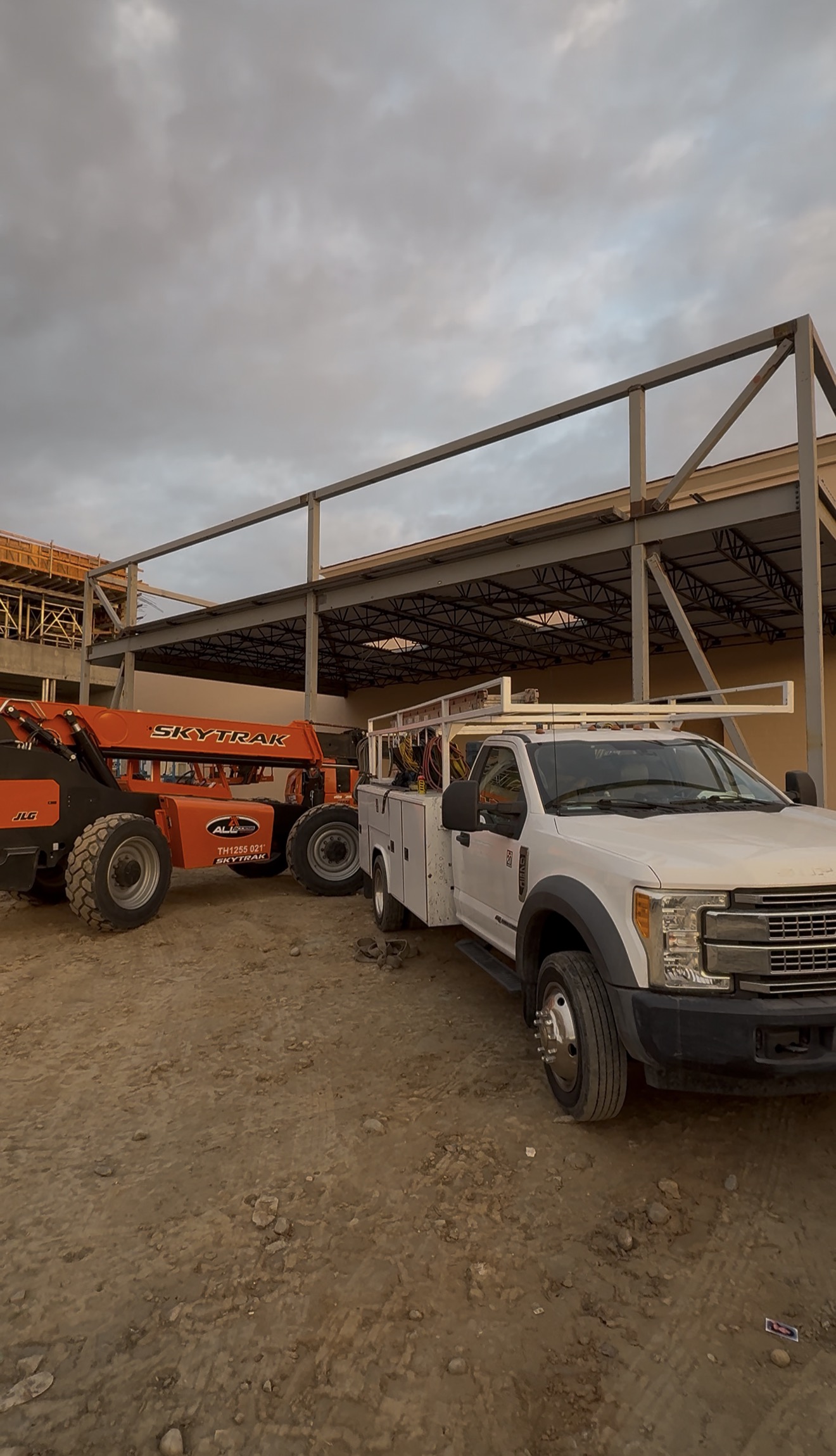 Cano Steel field equipment at the Home Depot site